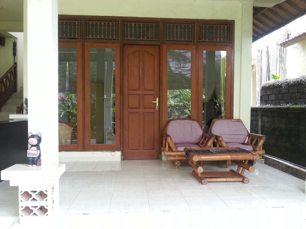 Runa Guesthouse Ubud Zimmer foto