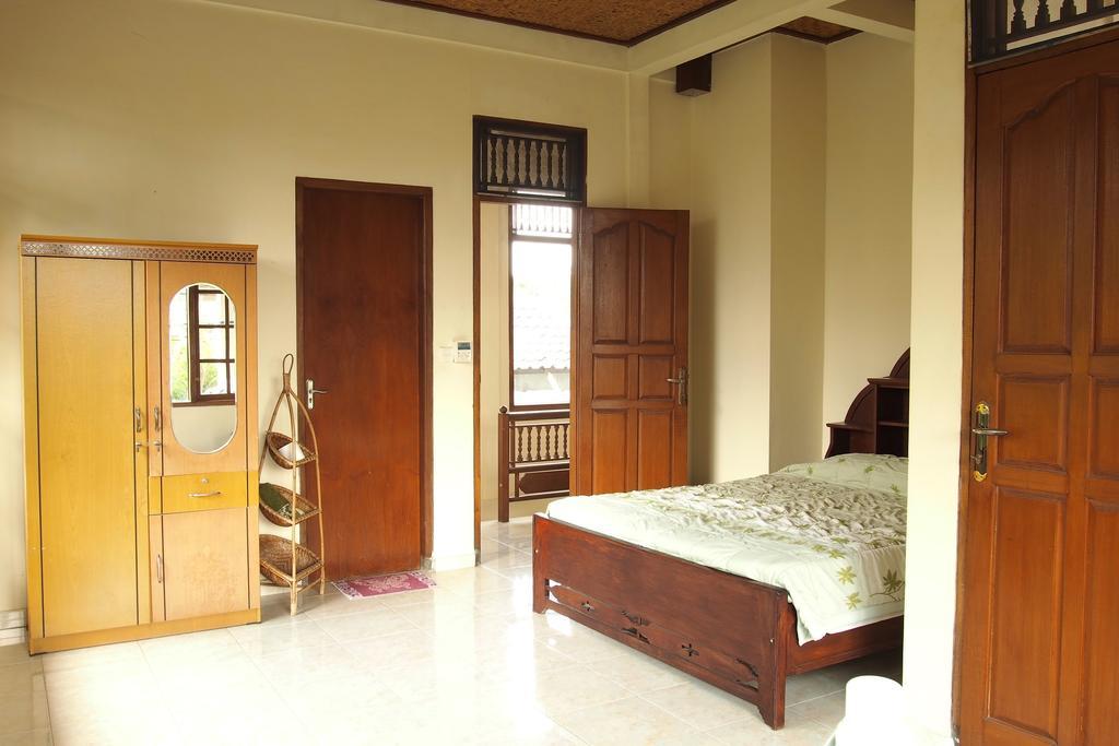 Runa Guesthouse Ubud Zimmer foto